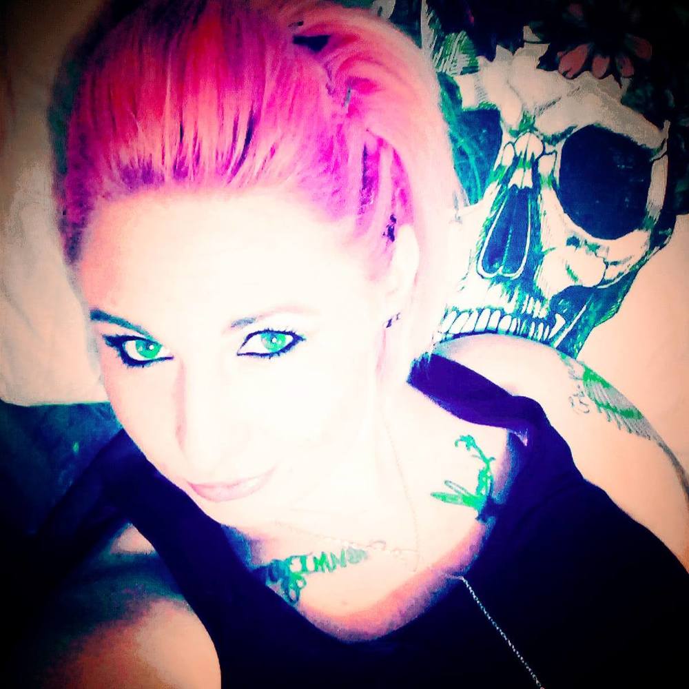 Meet your Posher, Mega